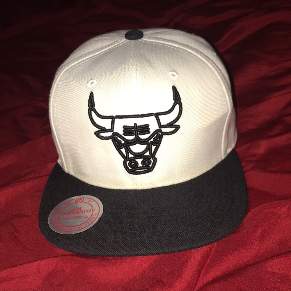Chicago bulls adjustable snapback